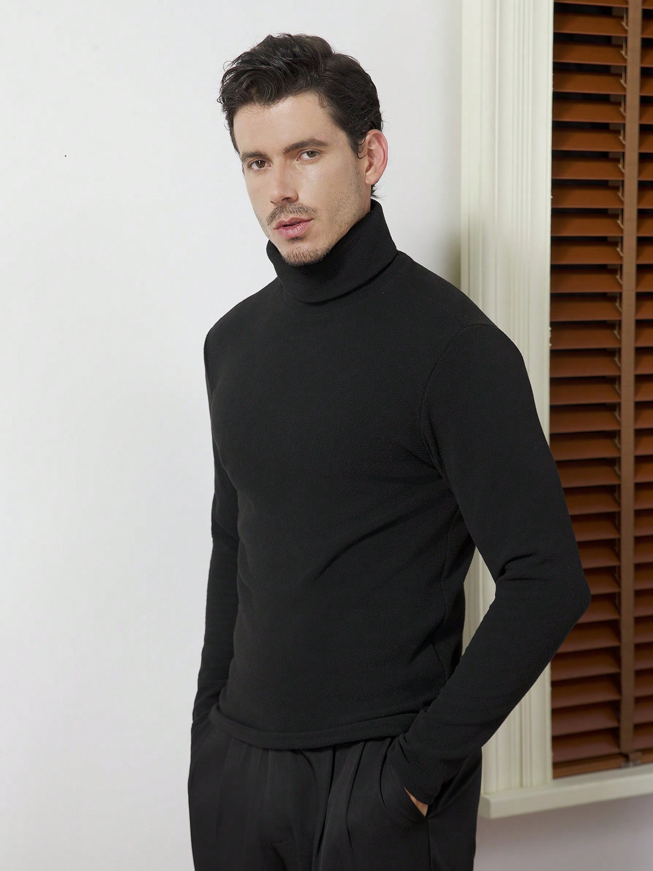 Men's Black High-Neck Long Sle - Base Layer Top recensione e prezzo