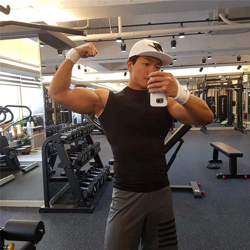 Compression Tight Clothing Gym - Sleeveless Undershirt recensione e prezzo